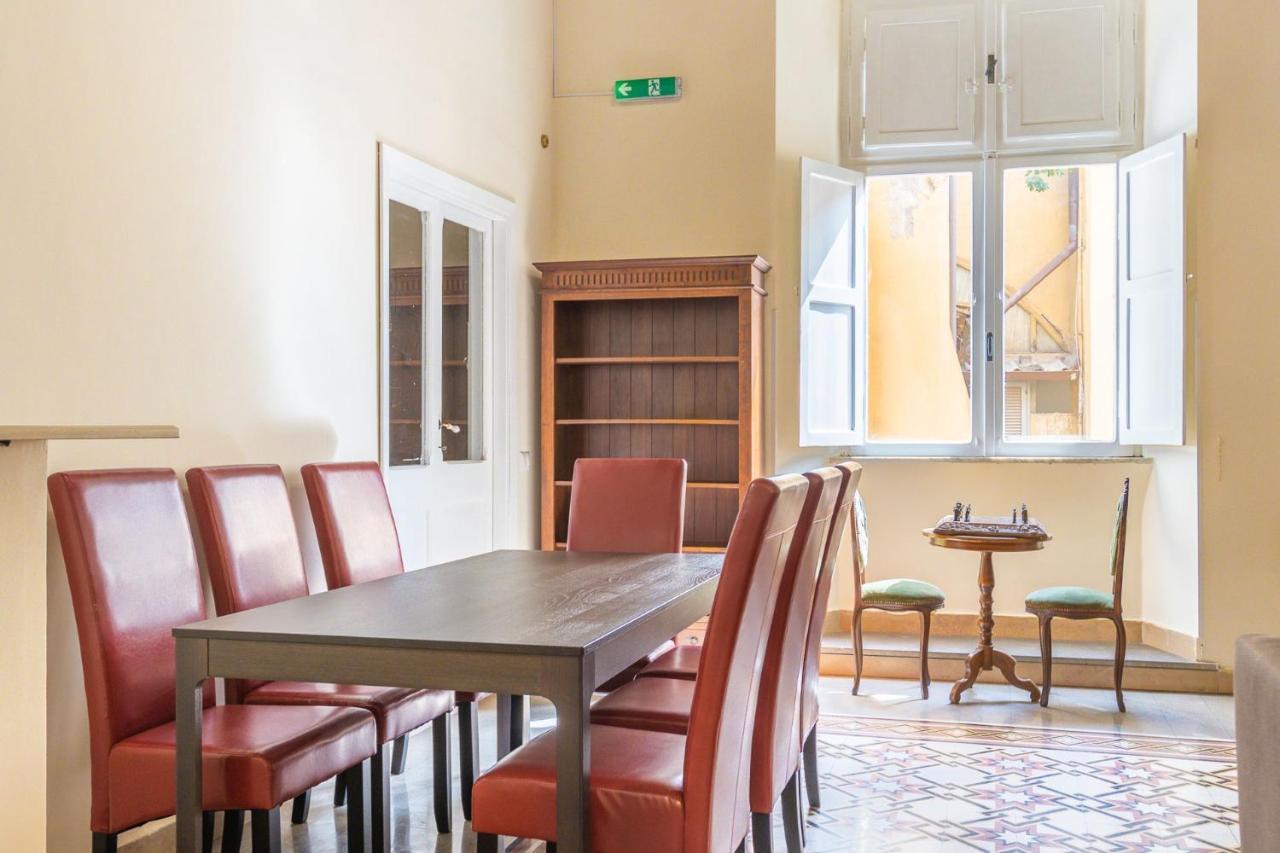 The House Of Thrones Apartment Viterbo Ngoại thất bức ảnh